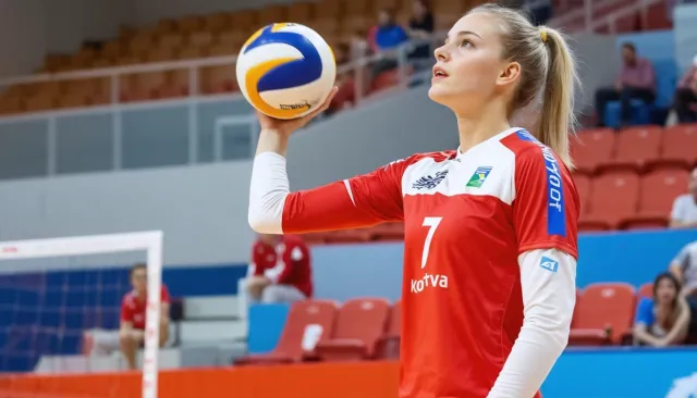 Елизавета Котова: Биография и карьера волейболистки, её достижения на клубном уровне и вклад в развитие игры